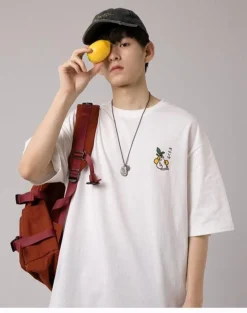 Outlet Kanji Juice Box Tee T-Shirts